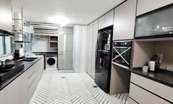Landridge Condo (D5), Condominium #626017441